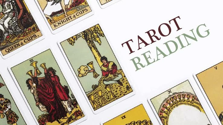 10 Best Questions to Ask During a Tarot Reading